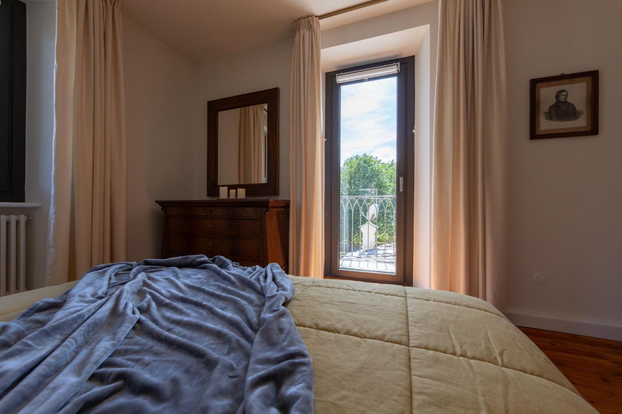 Manor House Apartment Аоста Екстериор снимка