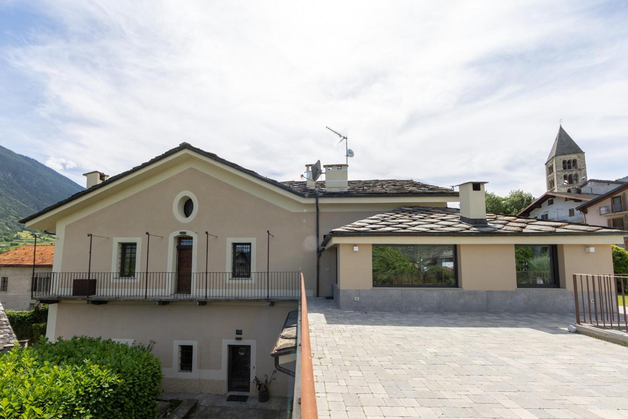 Manor House Apartment Аоста Екстериор снимка